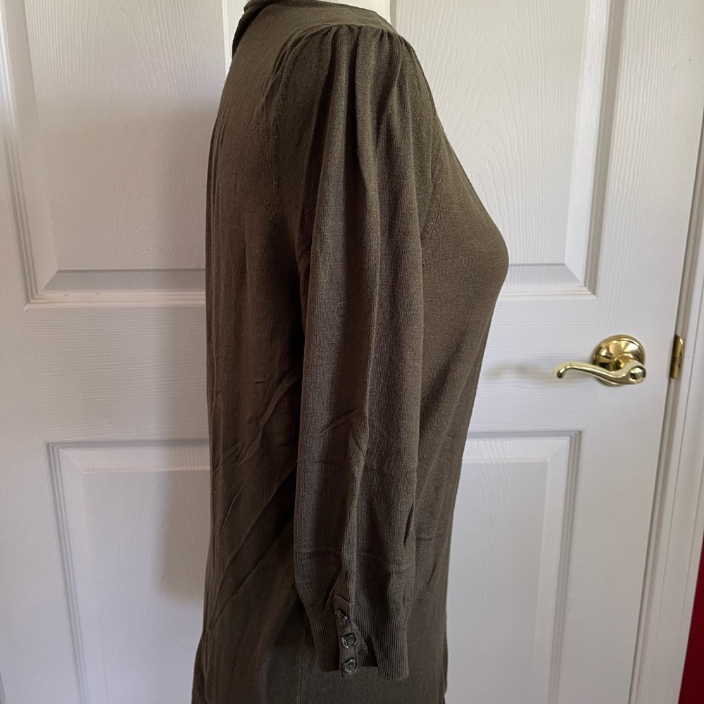 Olive Green Fitted 3/4 Sleeve Sweater - Picture 8 of 12